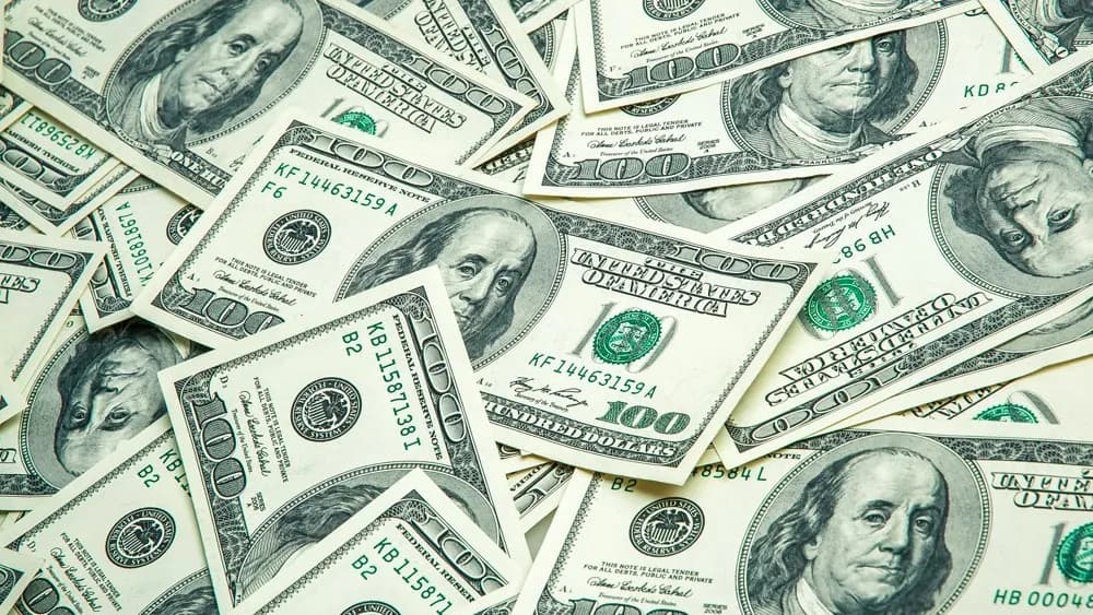 Poznaj rzeczywiste koszty promocji DJ-a: jakie wydatki Cię czekają