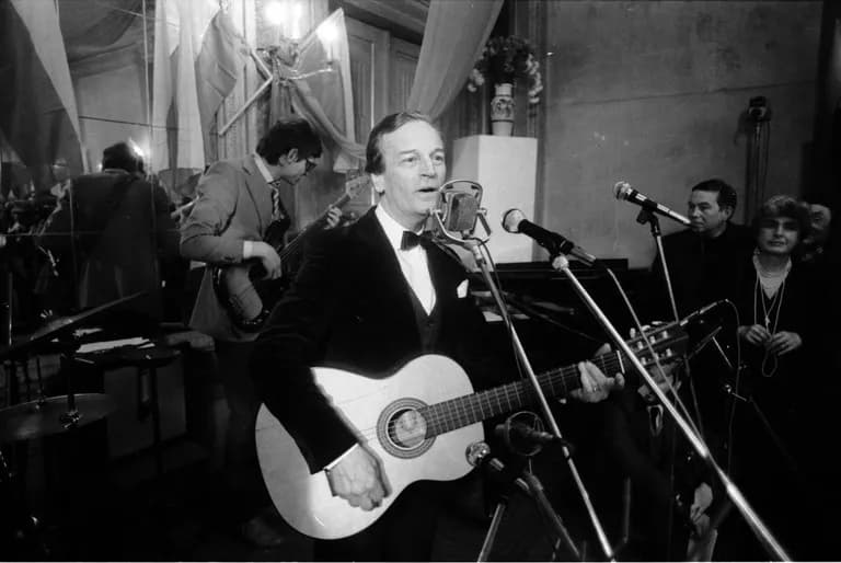 Kto zaśpiewał tajemniczą piosenkę Cicha Woda? Nieznana historia hitu